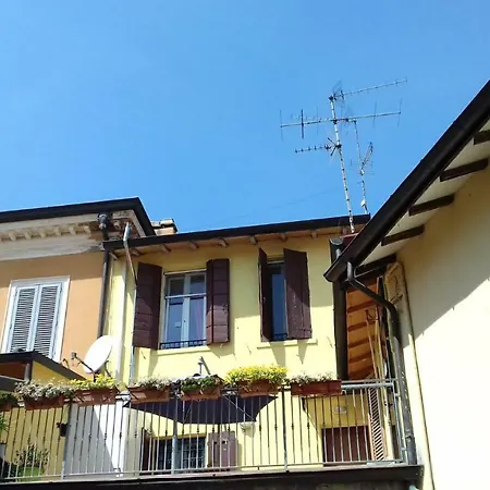 Gasthof R&b La Pomposa Dei Motori *