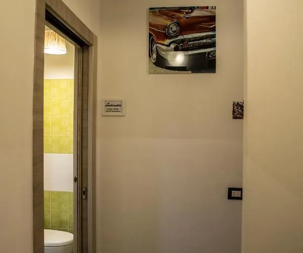 Pensión R&b La Pomposa Dei Motori 3*