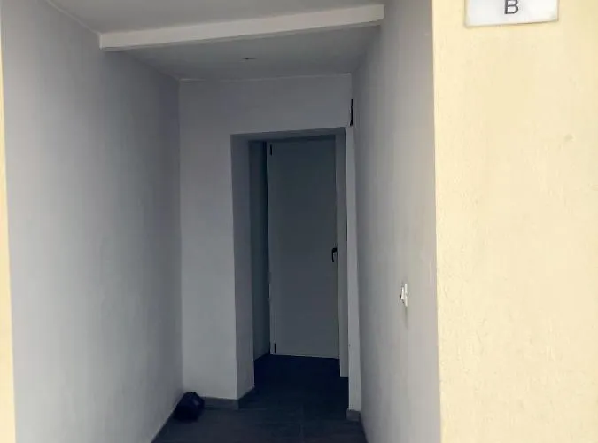 R&b La Pomposa Dei Motori Módena