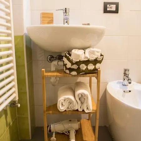 R&b La Pomposa Dei Motori Maison d'hôtes