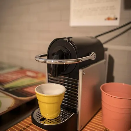 R&b La Pomposa Dei Motori Gasthof Modena