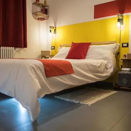 R&b La Pomposa Dei Motori Gasthof 3*