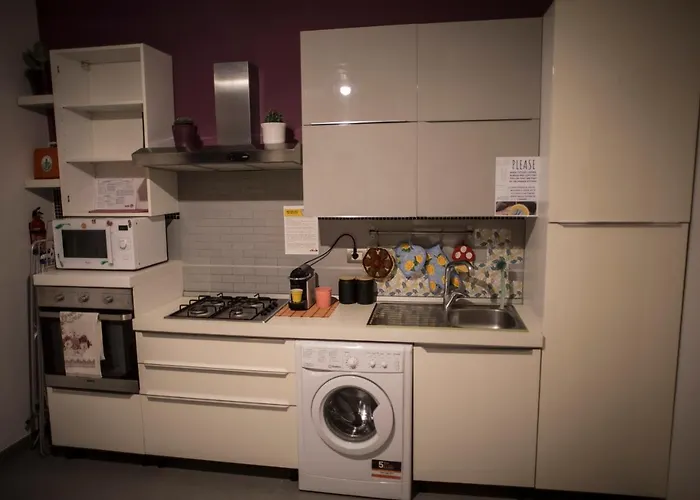 R&b La Pomposa Dei Motori 3*