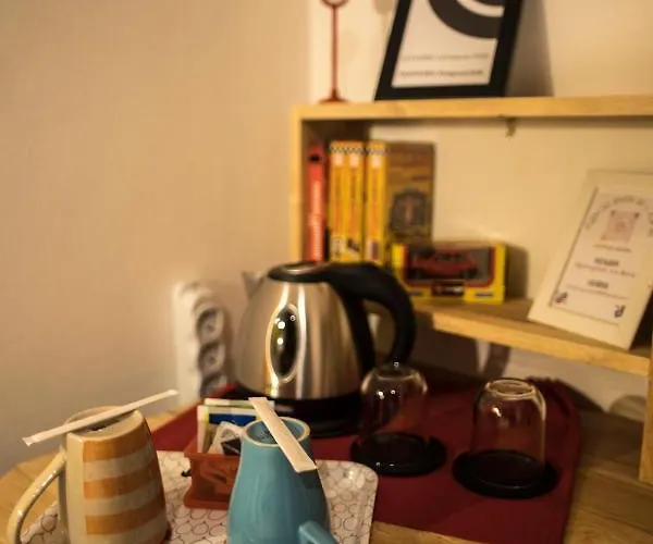 R&b La Pomposa Dei Motori Vendégház Modena